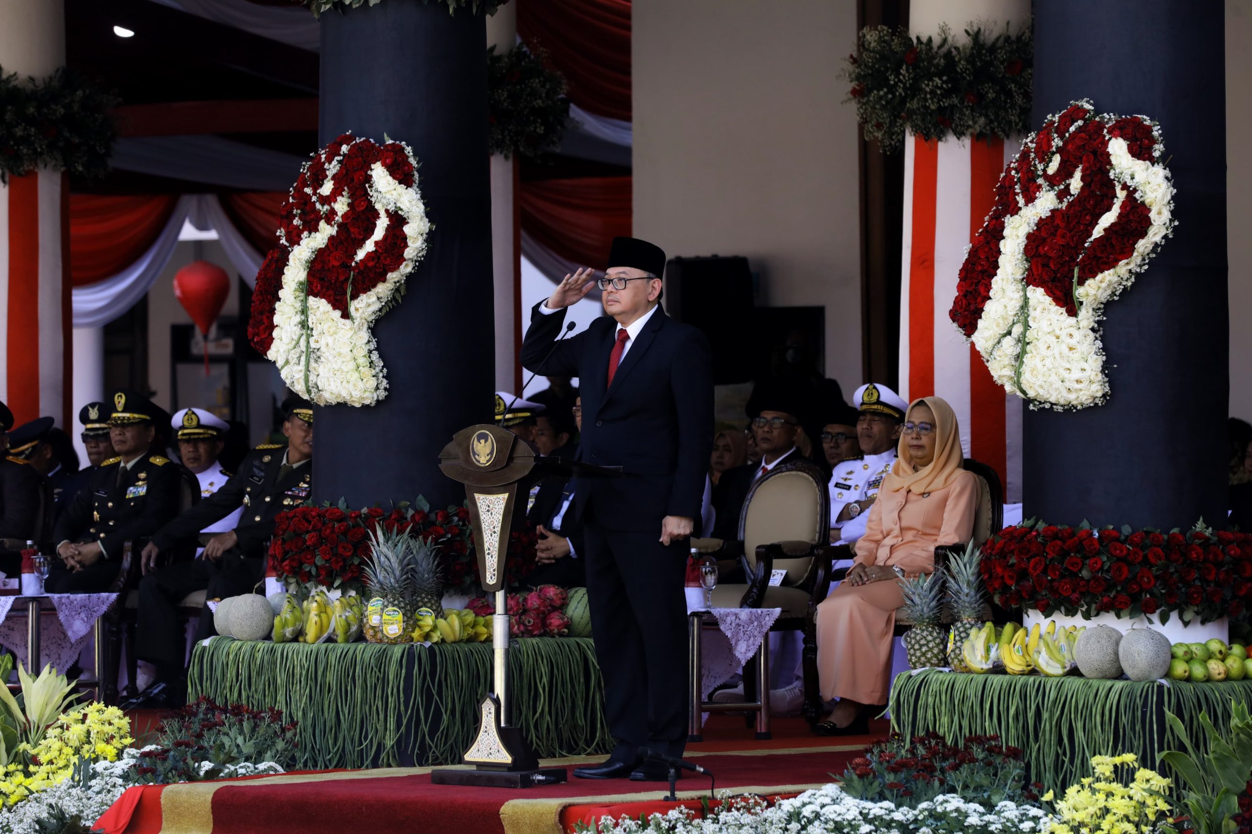 Plh. Gubernur Jatim Bobby Ajak Generasi Muda Kuasai Teknologi 