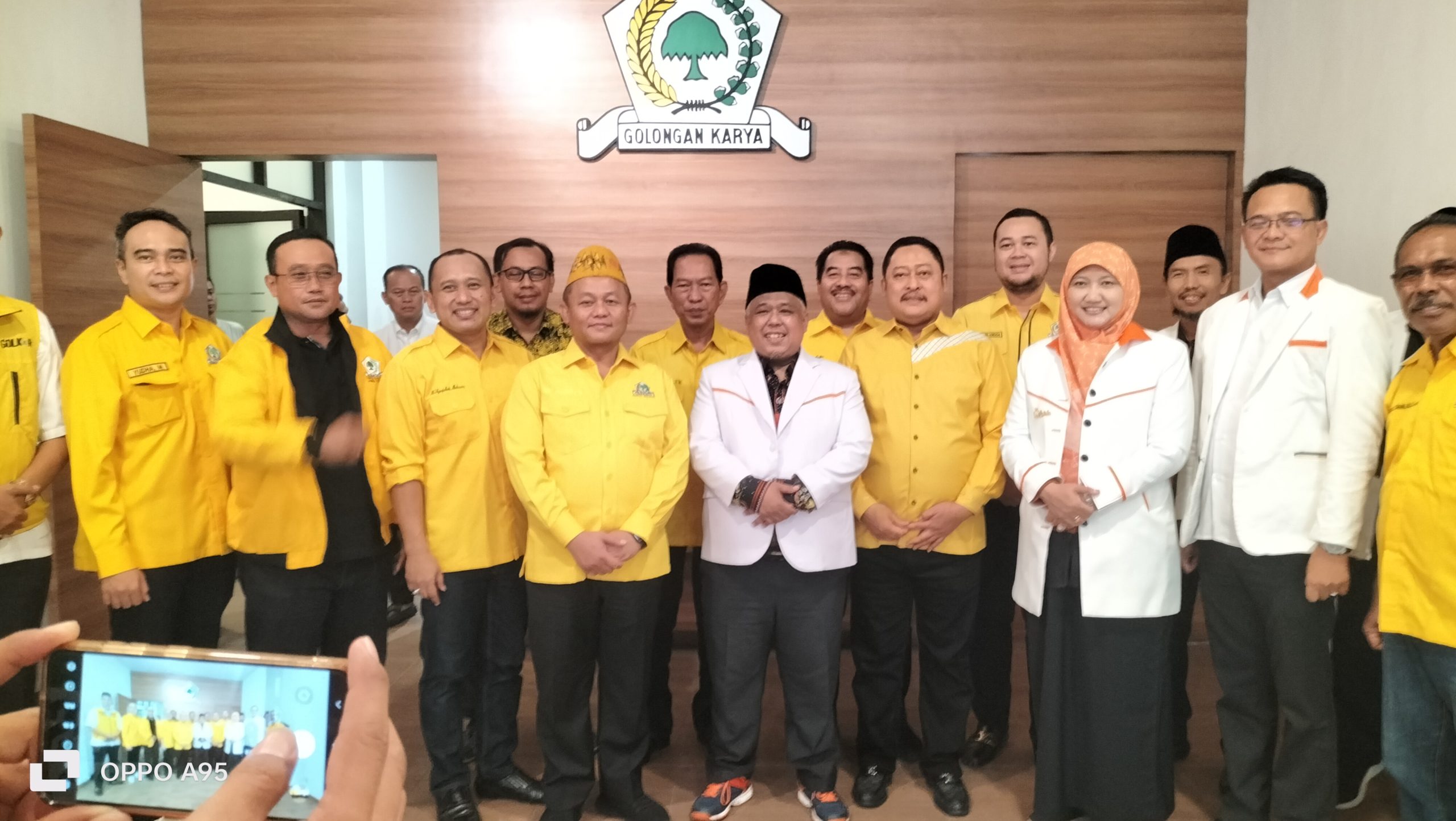 Ketua Golkar Sarmuji Ajak PKS Bergabung Koalisi Khofifah