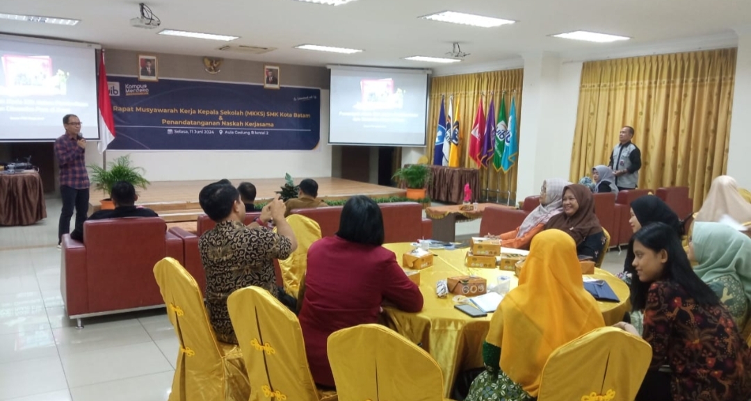Beri Pendidikan Jurnalistik di Sekolah, Ketua PWI Kepri: Jangan Takut dan Alergi Bertemu Wartawan