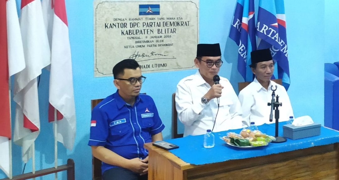 Tantang Incumbent di Pilkada Kabupaten Blitar, Tjuktjuk Sunario All Out