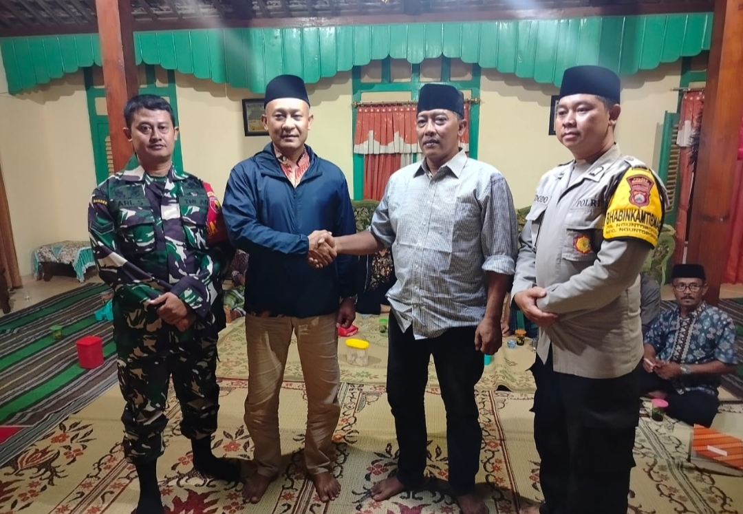 Pemdes Nguntoronadi dan Masyarakat Sepakati Pembangunan Jalan Rusak