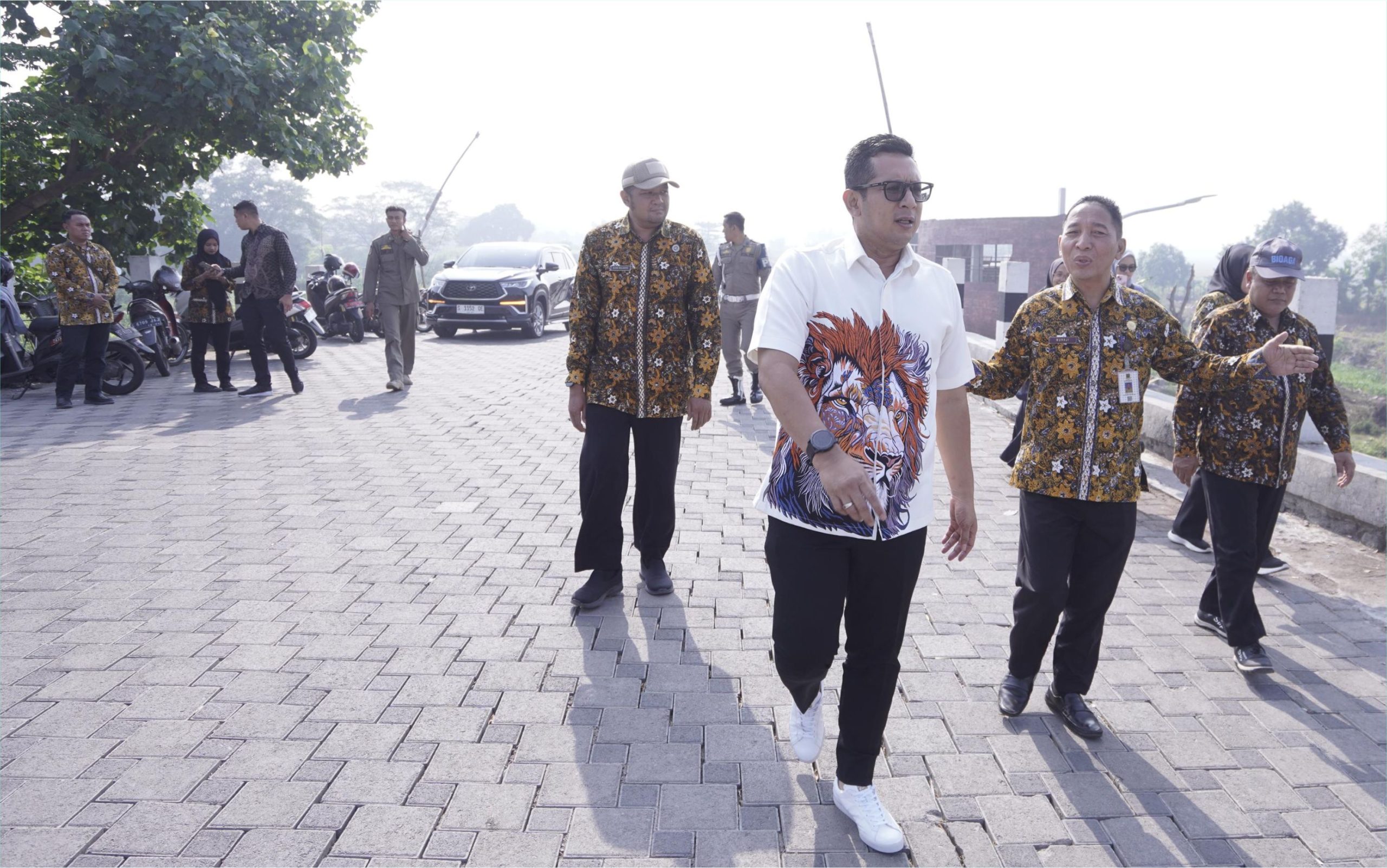 Jalan Ir. Soekarno Untuk Akses Jalan Baru Menuju Wisata TBM