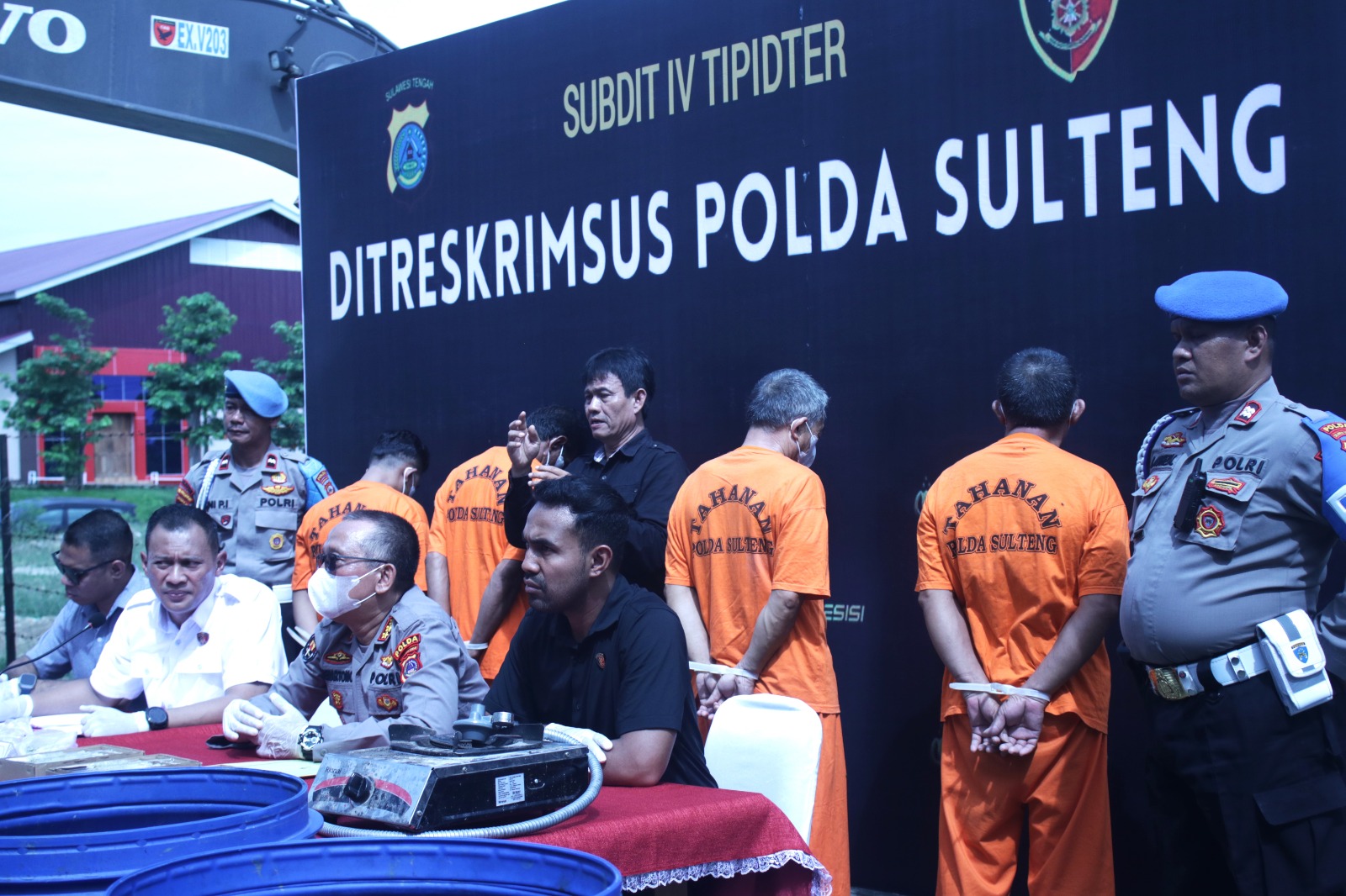 Kelola Tambang Ilegal, 2 WNA Ditangkap Polisi, Rugikan Negara Rp11 Miliar