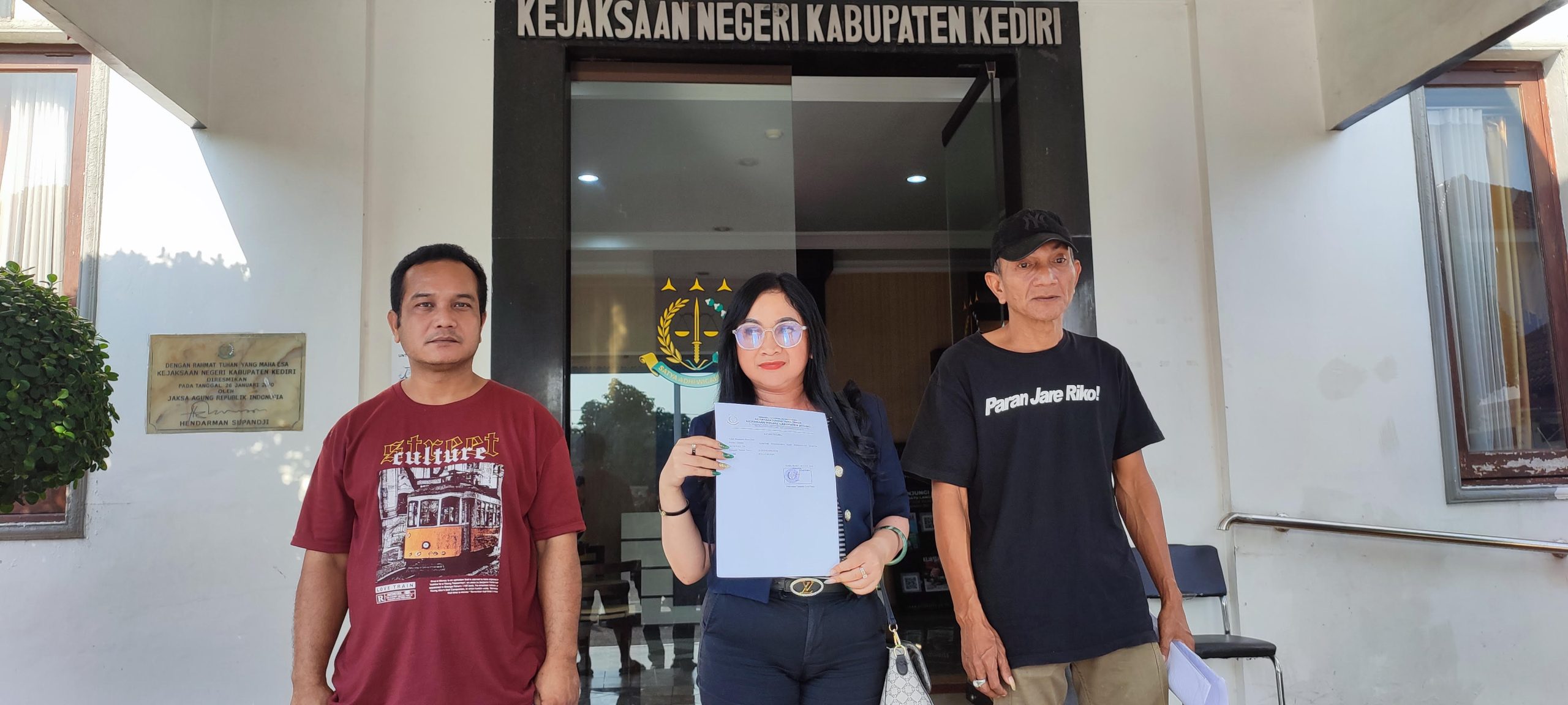 Palsukan Sertipikat Tanah dan Tanda Tangan, Oknum Pemdes Blabak Dilaporkan ke Jaksa dan Polisi