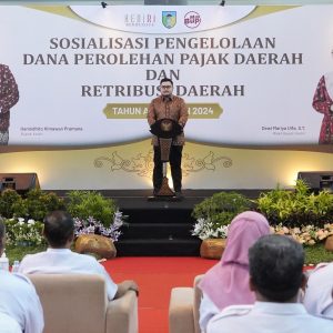 Tiga Poin Penting Bupati Kediri kepada Kepala Desa Terkait Penggunaan Dana Sesuai Aturan yang Berlaku Tiga Poin Penting Bupati Kediri kepada Kepala Desa Terkait Penggunaan Dana Sesuai Aturan yang Berlaku
