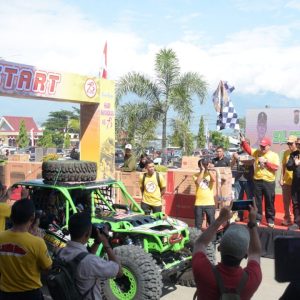 Dilepas Kapolda Sulteng, Off-Roader se Sulawesi Ramaikan Bhayangkara Silaturahmi Otomotif Dilepas Kapolda Sulteng, Off-Roader se Sulawesi Ramaikan Bhayangkara Silaturahmi Otomotif