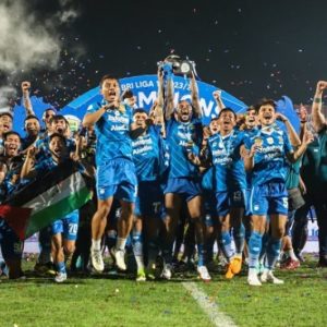 Persib Pesta Juara Liga 1 di Kandang Madura United