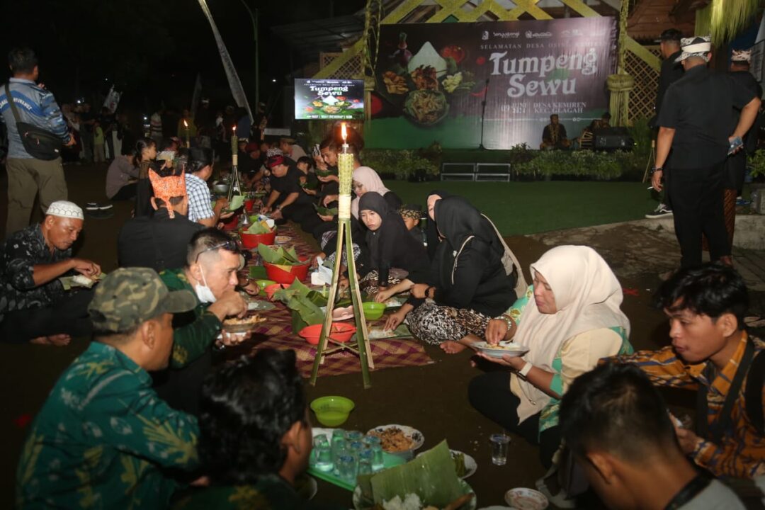 Tumpeng Sewu Suku Osing yang Makin Melegenda