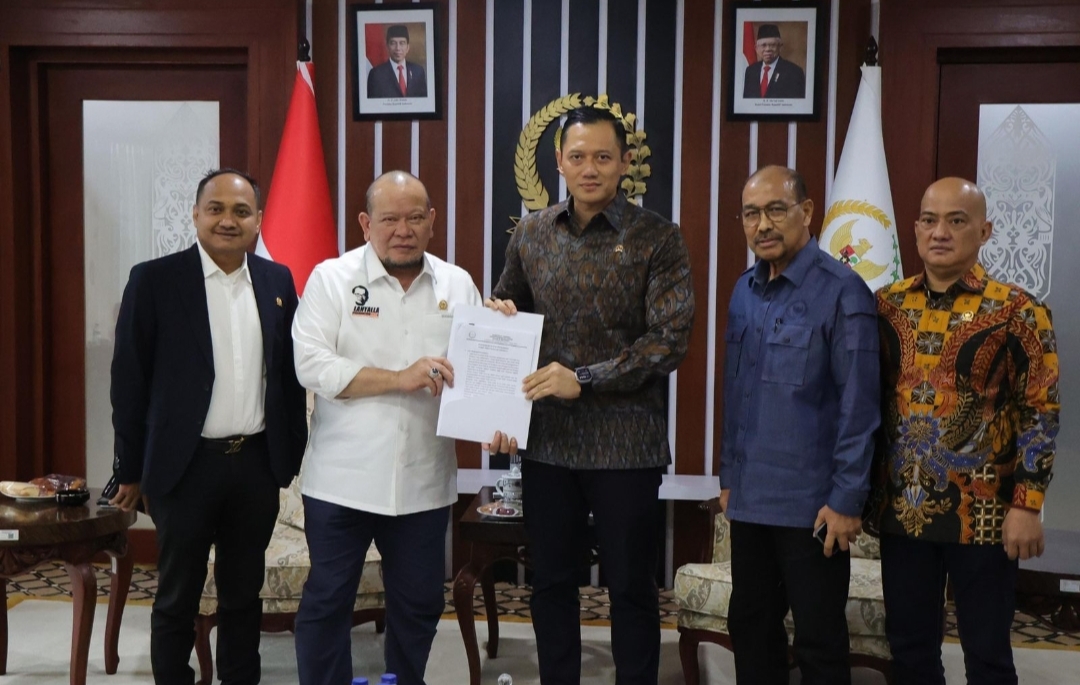 Dikunjungi Menteri ATR/BPN, Ketua DPD RI Ingatkan Penyelesaian Surat Ijo