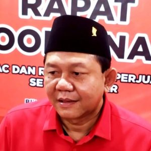 Bambang Rianto Terima Surat Tugas PDIP untuk Pilkada Kota Blitar