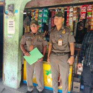 Satpol PP Gelar Operasi Gabungan Berantas Peredaran Rokok Ilegal Di Tiga Kecamatan Satpol PP Gelar Operasi Gabungan Berantas Peredaran Rokok Ilegal Di Tiga Kecamatan