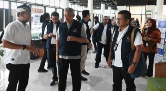 Pemkab Banyuwangi dalam Tata Kelola di Mall Pelayan Publik Mampu Mendorong Kemajuan Tranformasi Digital.