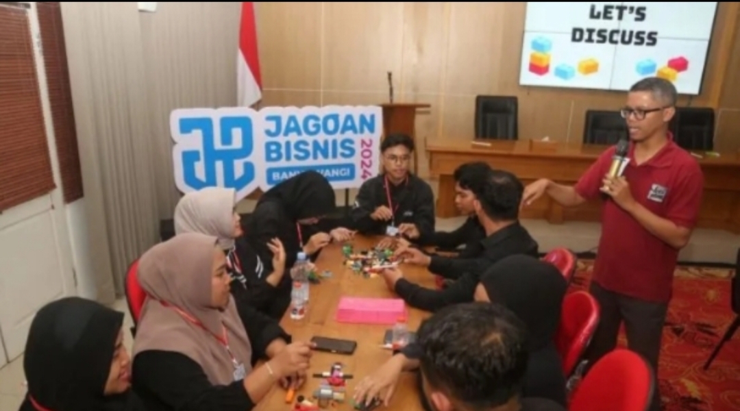 Pemkab Banyuwangi mengkemas jagoan Banyuwangi Sebanyak 75 anak muda