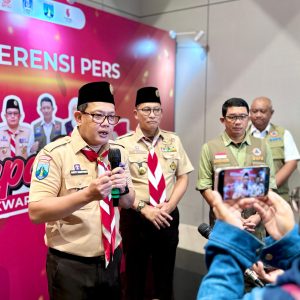 Terima Pin Emas dari BNPB, Pj. Gubernur Kolaborasi Pentahelix Jadi Kunci Pengurangan Resiko Bencana