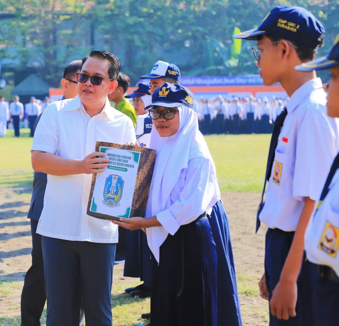 29.481 Seragam Gratis UNTUK Siswa SMA/SMK/SLB Kurang Mampu saat MPLS