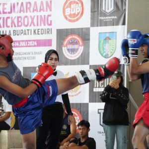 Kejuaraan Kickboxing Piala Bupati Kediri 2024, Mas Dhito: Targetkan Medali di Porprov 2025 Kejuaraan Kickboxing Piala Bupati Kediri 2024, Mas Dhito: Targetkan Medali di Porprov 2025