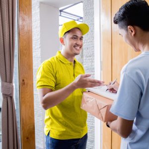 Maxim Luncurkan Layanan Delivery Xpress di Beberapa Kota di Jawa Timur Maxim Luncurkan Layanan Delivery Xpress di Beberapa Kota di Jawa Timur