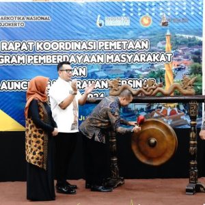 Mitigasi Peredaran Narkoba Pemkot Mojokerto dan BNN Resmikan Kelurahan Bersinar Mitigasi Peredaran Narkoba Pemkot Mojokerto dan BNN Resmikan Kelurahan Bersinar