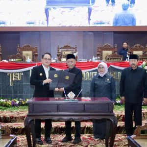 Raperda RPJPD Tahun 2025-2045 Disahkan, Ini Harapan Pj. Gubernur Adhy Karyono