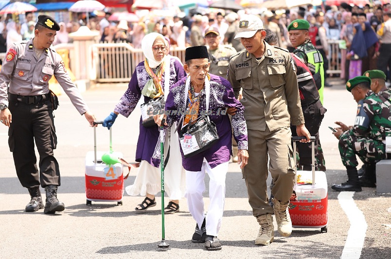 Waiting List Haji Hingga 35 Tahun, Anak Usia 12 Tahun Boleh Didaftarkan Haji