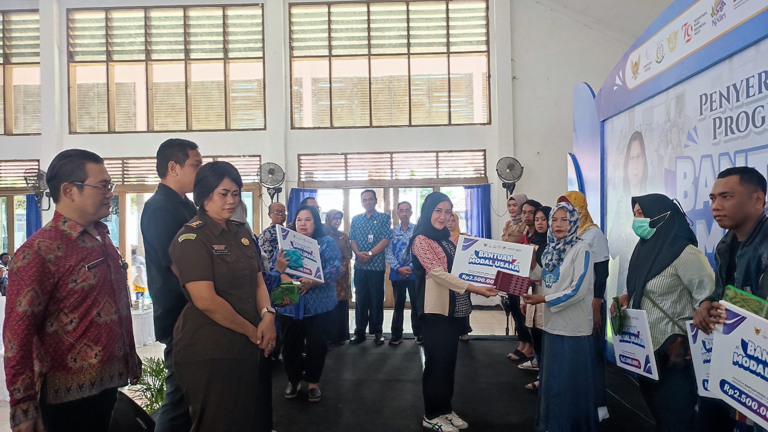 Penyaluran Banmod DBHCT di Kota Kediri Berjalan Lancar Meski Diwarnai Kabar Duka