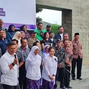 Usung Keberlanjutan, Duo Srikandi Kota Kediri Maju dalam Pilkada Serentak 2024 Usung Keberlanjutan, Duo Srikandi Kota Kediri Maju dalam Pilkada Serentak 2024