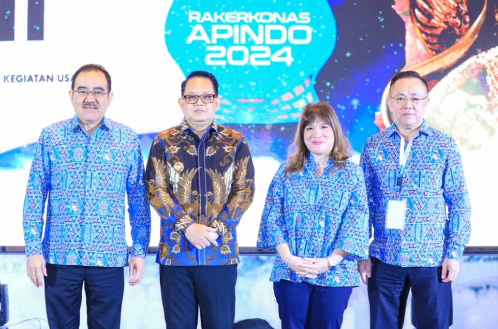 Pj. Gubernur Adhy Dukung Tumbuhnya Dunia Usaha dengan Permudah Perizinan dan Tingkatkan Pelayanan