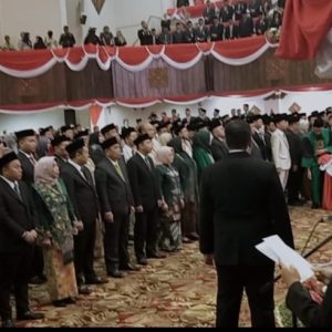 120 Anggota DPRD Jatim Periode 2024-2029 Dilantik, 15 Diantaranya Dari Golkar 120 Anggota DPRD Jatim Periode 2024-2029 Dilantik, 15 Diantaranya Dari Golkar