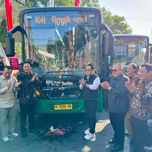 Jelang HUT 79  Kemerdekaan, Bus Trans Jatim Koridor IV Bunder Gresik – Paciran Lamongan Diluncurkan