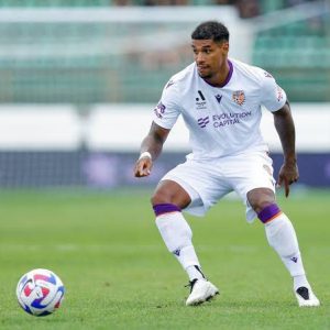 Perkuat Pertahanan, Persebaya Rekrut Bek Asing