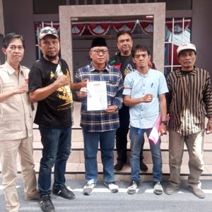 ARSM Ancam Menangkan Kotak Kosong Pilkada Surabaya 2024 ARSM Ancam Menangkan Kotak Kosong Pilkada Surabaya 2024