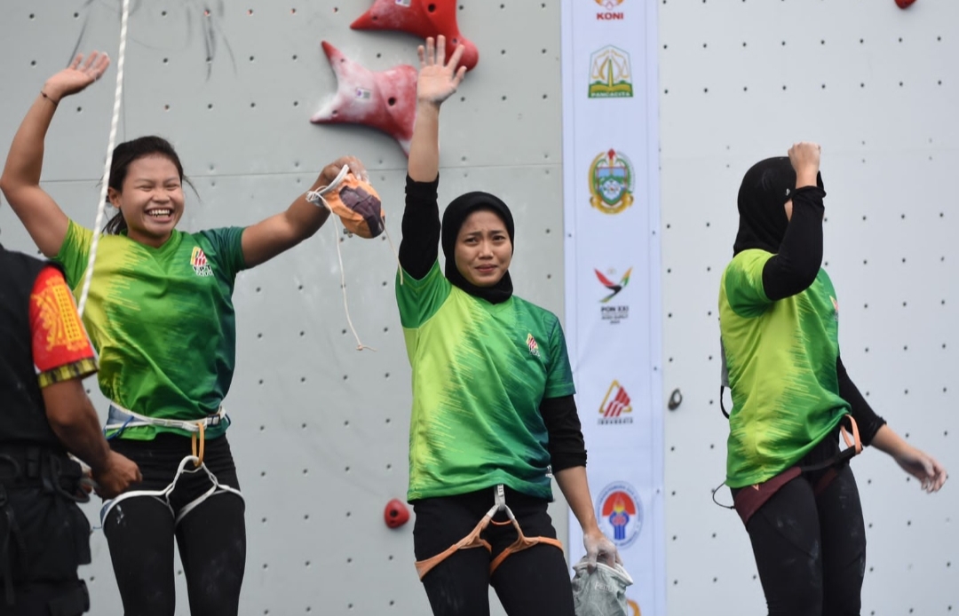 Jatim Tambah 1 Medali Emas dari Cabor Panjat Tebing Kategori Speed Relay Putri