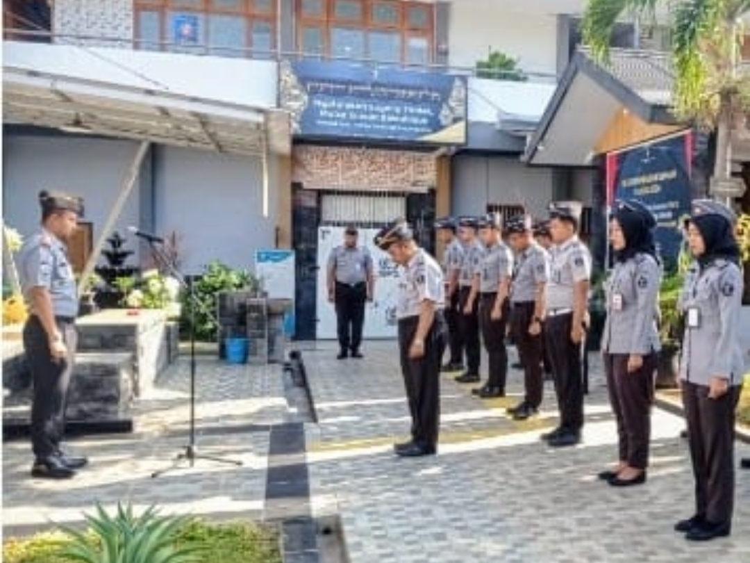 Pimpin Apel Pegawai di Hari Pertama Bertugas, Karutan IIB Magetan Ari Rahmanto Minta Pertahankan Kualitas Rutan