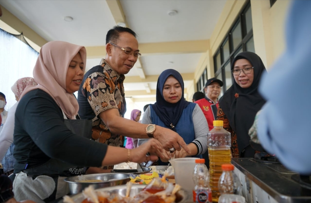 Atasi Stunting dan Inflasi Pemkot Mojokerto Gelar Pelatihan Olah Ikan
