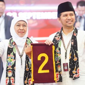 Khofifah-Emil Dapat Nomor Urut 2, Jadi Lambang Semangat Optimisme Dua Periode Khofifah-Emil Dapat Nomor Urut 2, Jadi Lambang Semangat Optimisme Dua Periode