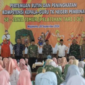 PJs. Bupati Mojokertom Gelar Pertemuan Peningkatan Kompetensi Kepala Guru TKN Pembina Se-Jatim PJs. Bupati Mojokertom Gelar Pertemuan Peningkatan Kompetensi Kepala Guru TKN Pembina Se-Jatim