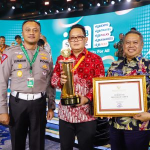 Pemprov Jatim Raih Wahana Tata Negara Wiratama 2024 dari Kemenhub