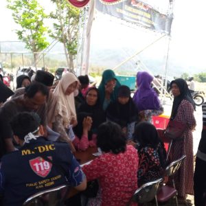 Satgas TMMD Ke-122 Berikan Layanan Kesehatan kepada Warga di Desa Pagung Satgas TMMD Ke-122 Berikan Layanan Kesehatan kepada Warga di Desa Pagung