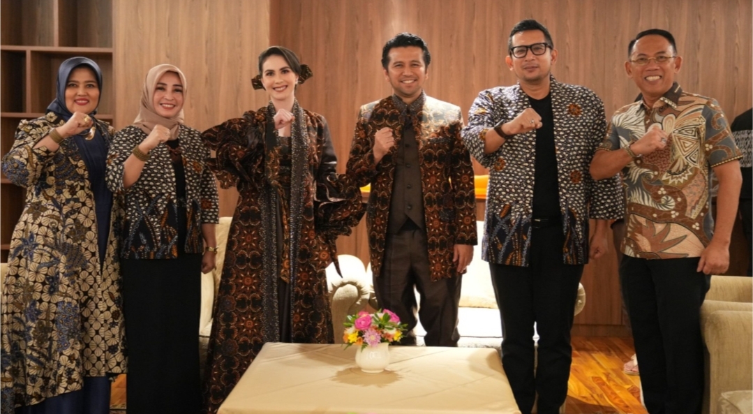 Peringati Hari Batik Nasional, Pj. Walikota Mojokerto Wajibkan ASN Berbatik
