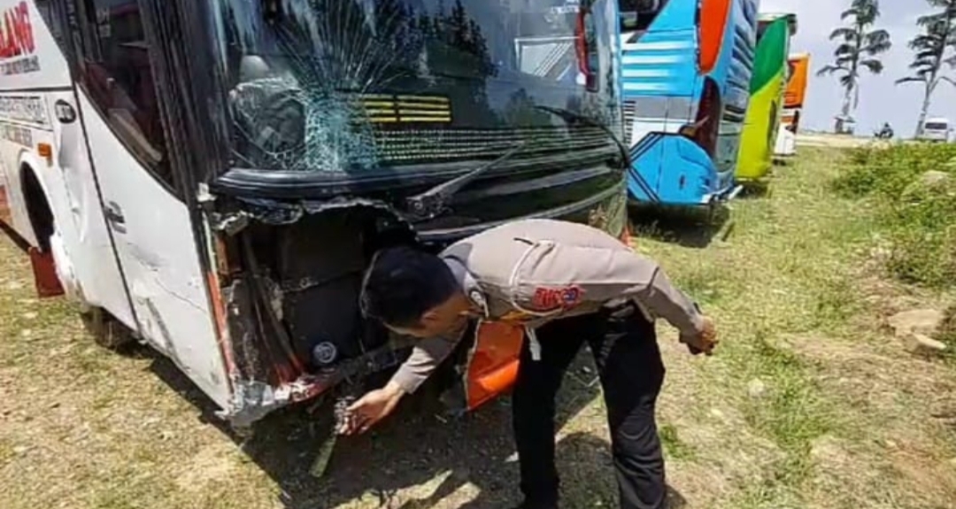 Kecelakaan Beruntun di Jalur Turun Tajam Gunung Lawu-Magetan