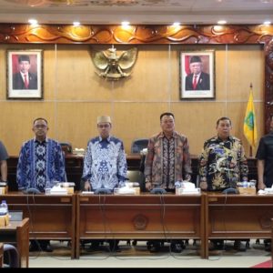 Pimpinan DPRD dan Gelar Rapat Koordinasi Pemberantasan Korupsi Bersama KPK Pimpinan DPRD dan Gelar Rapat Koordinasi Pemberantasan Korupsi Bersama KPK