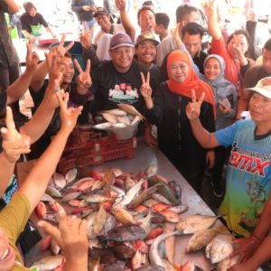 Nelayan Muncar Banyuwangi Sampaikan Keluhan Ke Khofifah