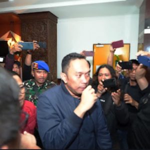 Tiga hakim yang terjaring OTT Kejagung di tahan di Kejati Jatim Tiga hakim yang terjaring OTT Kejagung di tahan di Kejati Jatim