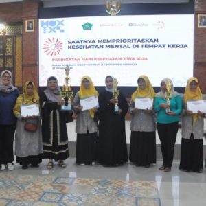 dr. Syahrizal Syarief MPH, Ph.D : Gaji Sesuai Aman dari Gangguan Jiwa dr. Syahrizal Syarief MPH, Ph.D : Gaji Sesuai Aman dari Gangguan Jiwa
