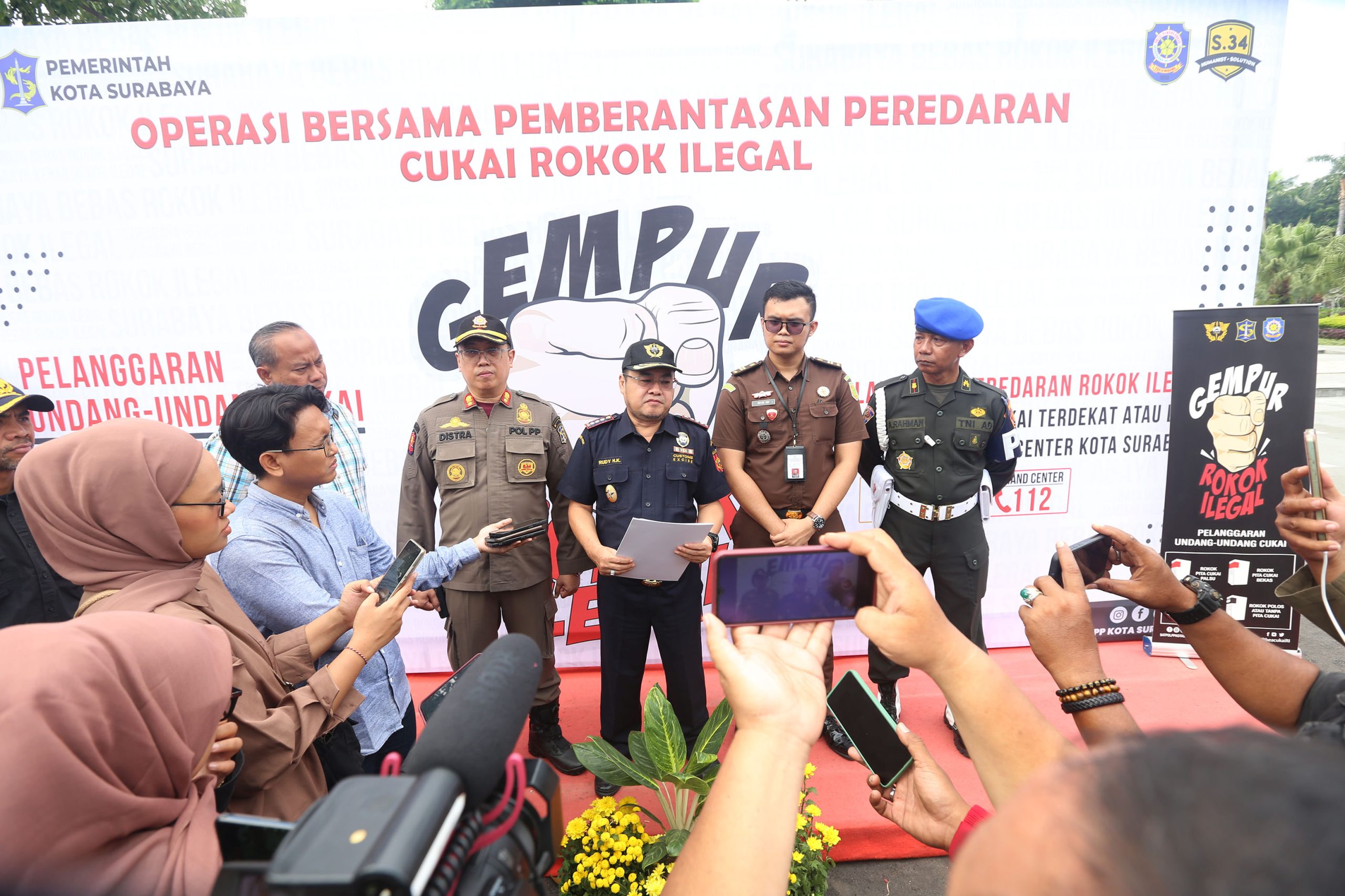 Pemkot Surabaya dan Bea Cukai Gencar Gempur Rokok Ilegal