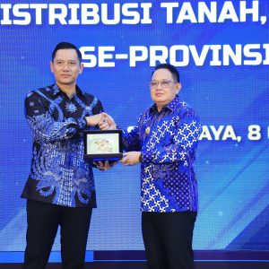 Pj. Gubernur Adhy Karyono : Program PTSL Jatim Capai 100 Persen Pj. Gubernur Adhy Karyono : Program PTSL Jatim Capai 100 Persen