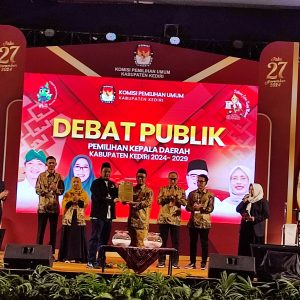 Kritik Mencuat! KPU Kabupaten Kediri Janji Hadirkan Penerjemah Bahasa Isyarat di Debat Kedua