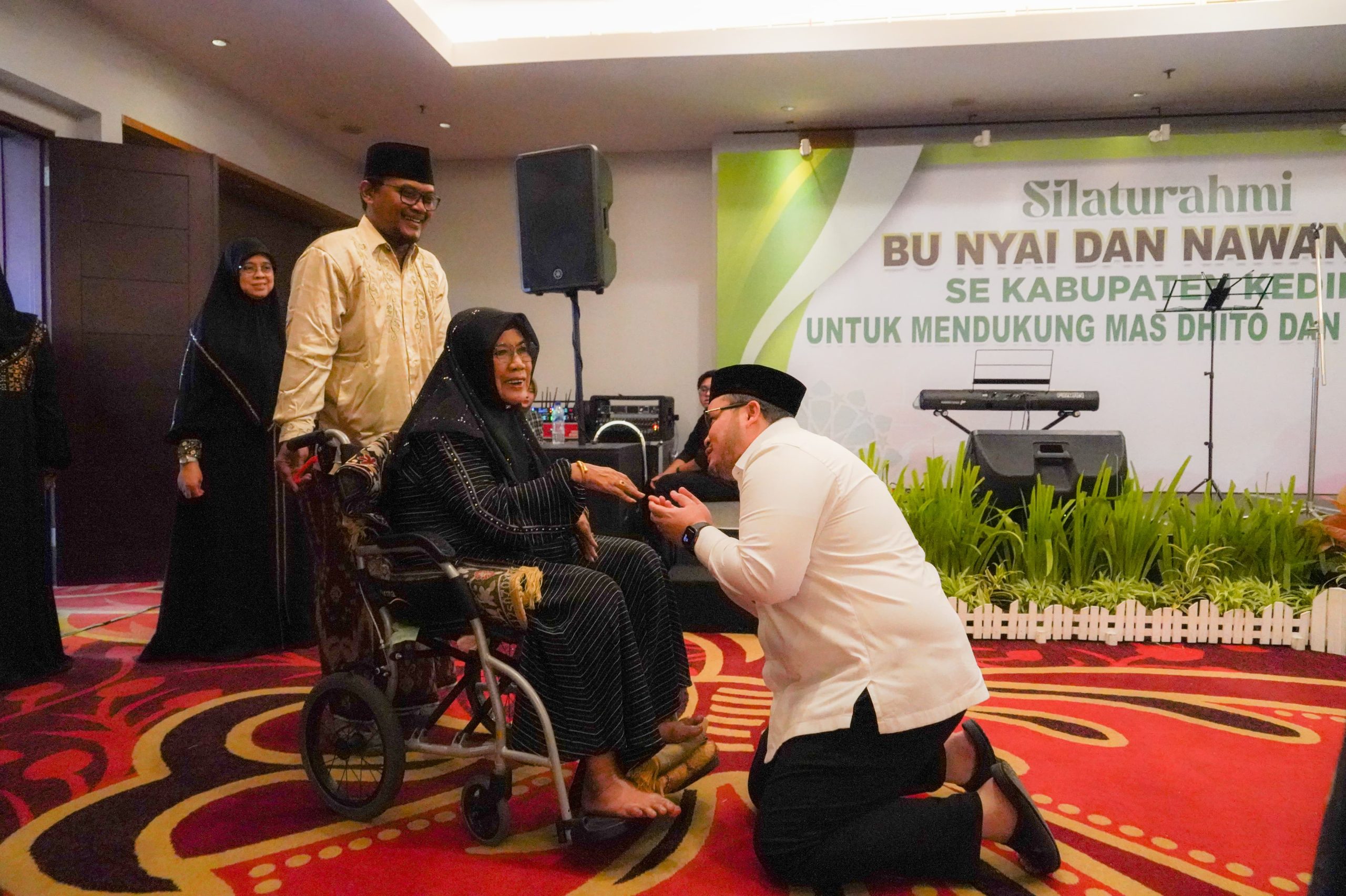 Nyai Lailatul Badriyah: Mas Dhito Terbukti Beri Perhatian pada Santri dan Pesantren