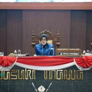 DPRD Jatim Baru Tetapkan Tiga Calon Pimpinan, PDIP dan Gerindra Ditinggal DPRD Jatim Baru Tetapkan Tiga Calon Pimpinan, PDIP dan Gerindra Ditinggal