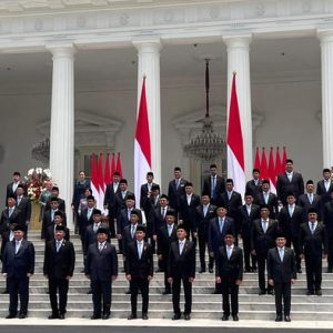Pelantikan Menteri, Luhut Jadi Ketua Dewan Ekonomi Nasional Pelantikan Menteri, Luhut Jadi Ketua Dewan Ekonomi Nasional
